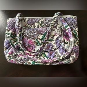 Vera Bradley Carson in Lavender Meadow